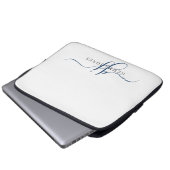 Minimalistische Blue Script Monogram Initials Laptopschutzhülle (Vorne Knopf)