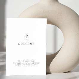 Minimalistische Botanische Hochzeit mit weißer Blü Save The Date