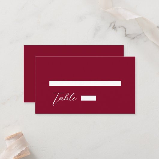 Minimalistische Burgundy Red & White Simple Weddin Platzkarte (Vorderseite/Rückseite Beispiel)