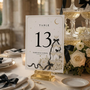 Minimalistische Champagner-Turm-Hochzeit Tischnummer