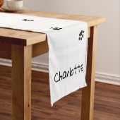 Minimalistische Dackel - Ihr Text, Ihr Stil Kurzer Tischläufer (Beispiel)