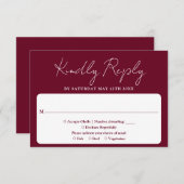 Minimalistische, elegante Script Burgundy Red Wedd RSVP Karte (Vorne/Hinten)