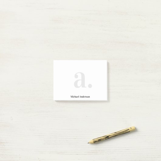 Minimalistische, elegante White Monogram Modern Post-it Klebezettel (Auf Schreibtisch)