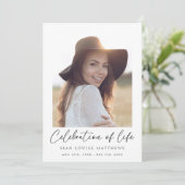 Minimalistische Feier zum Foto Einladung (Stehend Vorderseite)