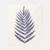 Minimalistische Fern Palm Blätter Navy Blue Nature Fleecedecke (Vorderseite)