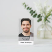 Minimalistische Fitness QR Code Personal Trainer F Visitenkarte (Stehend Vorderseite)