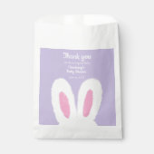 Minimalistische, flauschige Babydusche Geschenktütchen (Vorderseite)