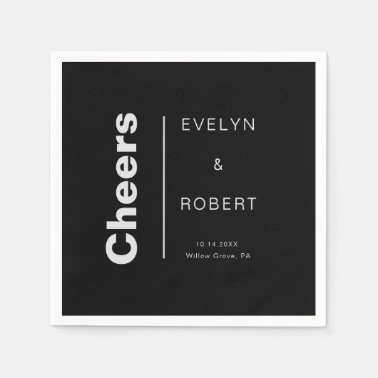 Minimalistische formelle Black Wedding Cheers Serviette (Vorderseite)