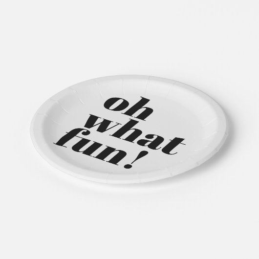 Minimalistische Fun Typografie für den modernen Ur Pappteller (Schrägansicht)