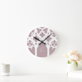 Minimalistische gotische Fensterkalligrafie in hel Runde Wanduhr