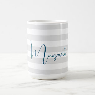 Minimalistische graue Streifen blaue Name Kaffeetasse