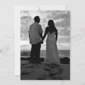 Minimalistische grüne Blätter mit Foto Save the Da Date (Rückseite)