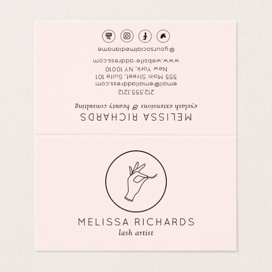 Minimalistische Hand und Lashes Logo Rosa Aftercar Visitenkarten (Außenseite Aufgefaltet)
