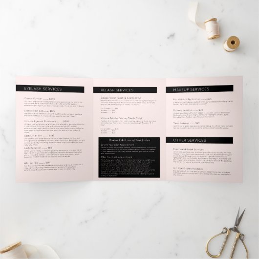 Minimalistische Hand und Lashes Rosa Broschüre (Innenseite)