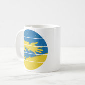 Minimalistische Hände unterstützen die Ukraine, di Kaffeetasse (Vorderseite Links)