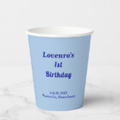 Minimalistische hellblaue Papiertasse zum Kinderge Pappbecher (Vorderseite)
