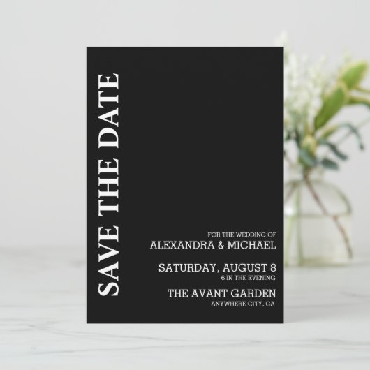 Minimalistische Hochzeit auf Schwarz-Weiß-Text Save The Date (Stehend Vorderseite)