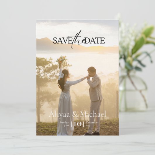 Minimalistische Hochzeit Datum speichern Einladung (Stehend Vorderseite)