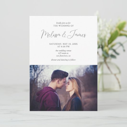 Minimalistische Hochzeit des modernen Fotos Einladung (Stehend Vorderseite)