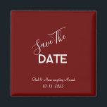 Minimalistische Hochzeit in Rot und Weiß speichern Magnet<br><div class="desc">.: Minimalistische Hochzeit rettete-das Datum mit einem schönen bordeauxroten Hintergrund und kontrastierendem weißen Schriftart .: Vollständig anpassbar - ändern Sie den Text,  den Schriftart,  den Schriftart und die Farbe des Schriftartes. .: Coordinating Items verfügbar .: Design auch in anderen Farben verfügbar.</div>