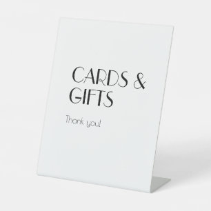 Minimalistische Hochzeitskarten und Geschenke der Sockelschild