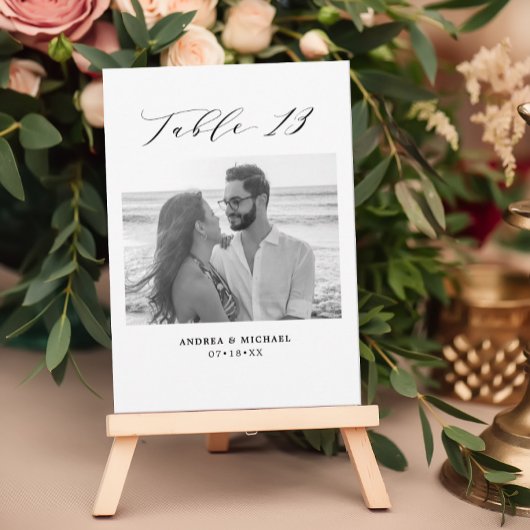 Minimalistische Hochzeitstabelle 13 Zahlen und Bil Ankündigung