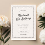 Minimalistische Jubiläumsfeier Einladung<br><div class="desc">Diese minimalistische 50. Geburtstagsfeier mit klassischem Design und einzigartiger Drehung wurde für die Scalloped Border Collection entworfen und wird dieser modernen Einladung sicherlich ein wenig Retro-Ambiente verleihen. Wenn Sie gewollt haben, Ihren Gast mit diesem einzigartigen Design vertraut zu machen, ist diese Suite perfekt für Sie. Für eine erweiterte Anpassung dieses...</div>