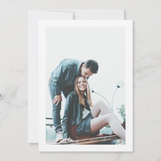 Minimalistische Kalligrafie-Hochzeit speichert die Einladung (Rückseite)