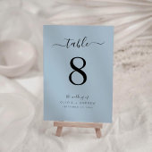 Minimalistische Kalligrafie Script Dusty Blue Wedd Tischnummer
