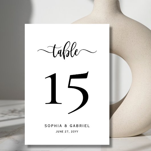 Minimalistische Kalligrafie-Skriptereihe auf zwei Tischnummer