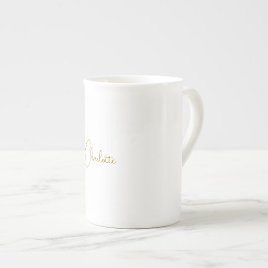 Minimalistische Kalligrafie-Skriptname Gold-Farbe Porzellantasse (Vorderseite Rechts)