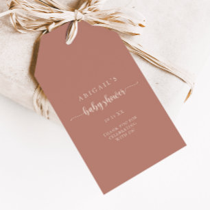 Minimalistische Kalligrafie Terrakotta-Baby-Shower Geschenkanhänger