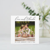 Minimalistische kalligraphische Liebe Hochzeitspla Dankeskarte (Stehend Vorderseite)