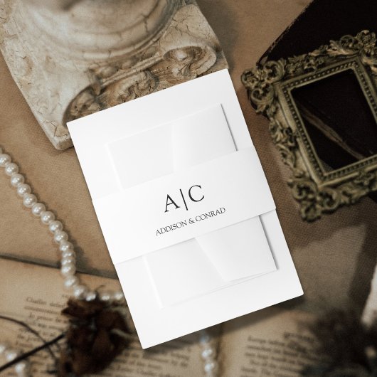 Minimalistische Klassik White Monogram Wedding Einladungsbanderole