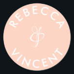 Minimalistische Korallenhochzeiten Personalisierte Runder Aufkleber<br><div class="desc">Diese personalisierten, neutralen Hochzeitsaufkleber sind eine schöne Ergänzung zu jeder Hochzeitsfeier. Diese individuell anpassbaren Aufkleber sind so konzipiert, dass sie Ihren Gastgeschenke Hochzeiten eine persönliche Touch hinzufügen oder Dankesgeschenke. Sie sind in verschiedenen Formen und Größen erhältlich. Diese Aufkleber können auch verwendet werden, um Gegenstände wie Einladungen, Umschläge oder Tischdecken Platzkarten...</div>