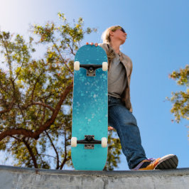 Minimalistische Kunst: Gebrochenes Eis Skateboard