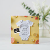 Minimalistische Lemmon 2. Babyankündigung Einladung (Stehend Vorderseite)