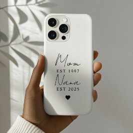 Minimalistische Mama Nana EST Jahr Personalisiert iPhone 16 Pro Hülle