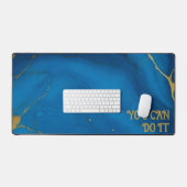 Minimalistische Marmortextur goldenes Zitat Schreibtischunterlage (Tastatur & Maus)