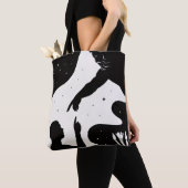 Minimalistische menschliche Verbindung zu Gott und Tasche (Von Nahem)