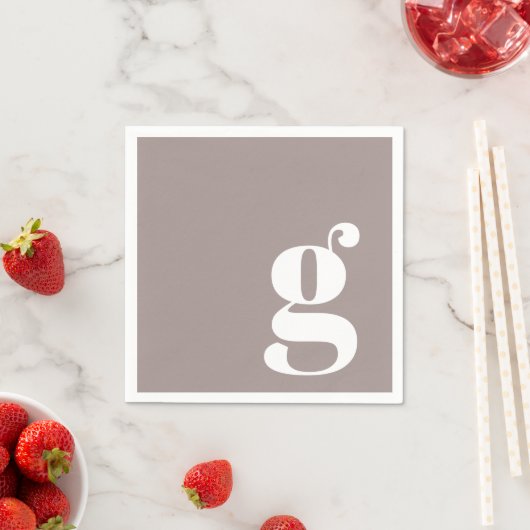 Minimalistische Mit Monogramm Initialzündung in Ta Serviette (Beispiel)