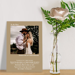 Minimalistische Mocha Tan Foto Hochzeit zu sein Einladung