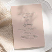 Minimalistische Moderne Blush Gray Script Hochzeit Einladung