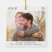 Minimalistische moderne Frohe und Verheiratete Fot Keramikornament (Rückseite)