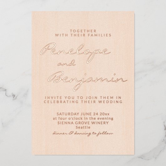 Minimalistische moderne Peach Script Hochzeit Rose Folieneinladung (Vorderseite)