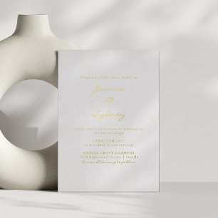 Minimalistische moderne Schrift Hochzeit Weiß und Folieneinladung