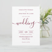Minimalistische moderne Script Burgundy Hochzeit Einladung (Stehend Vorderseite)