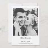 Minimalistische moderne Serif-Schriftart-Hochzeit Einladung (Rückseite)