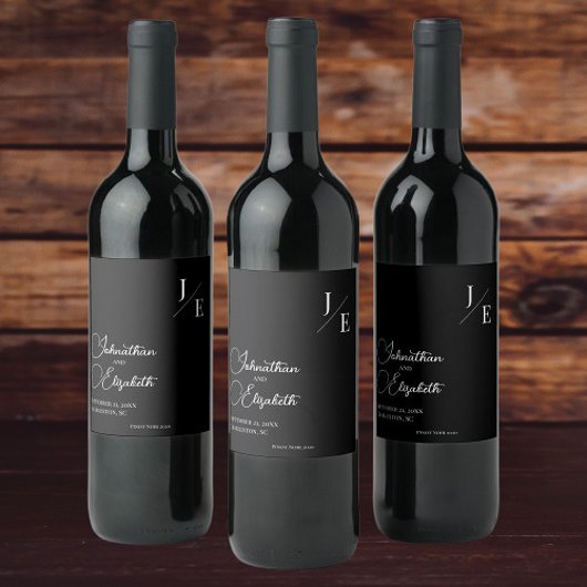 Minimalistische Monogramm-Hochzeit | Schwarz Weinetikett