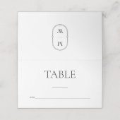 Minimalistische Monogramm Schwarz-Weiß-Hochzeit Platzkarte (Außenseite Aufgefaltet)